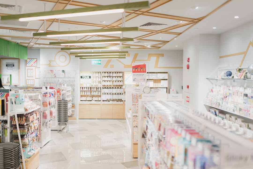 ウエルシア薬局の薬剤師の年収は高い？管理薬剤師になると本当に伸びるのか、現場に聞いて読み解く